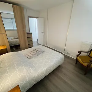 Appartement Tour Eiffel Cambronne 3, Paris